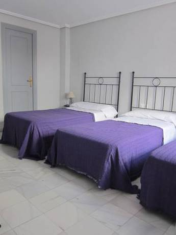 Imagen de la habitación del Pensión Hostal Alicia. Foto 7