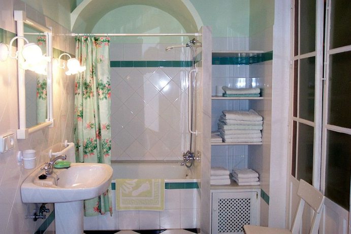 Imagen de la habitación del Pensión Hostal La Casa. Foto 3