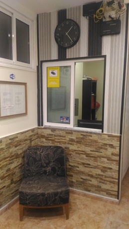 Imagen de los interiores del Pensión Hostal Oliver. Foto 10