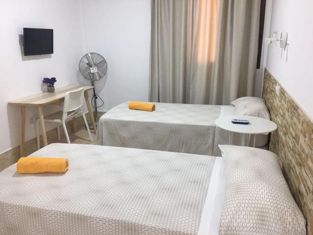 Imagen de la habitación del Pensión Hostal Residencia Cardona. Foto 4