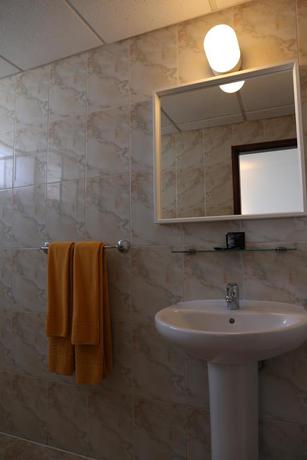 Imagen de la habitación del Pensión Hostal Residencia Cardona. Foto 8