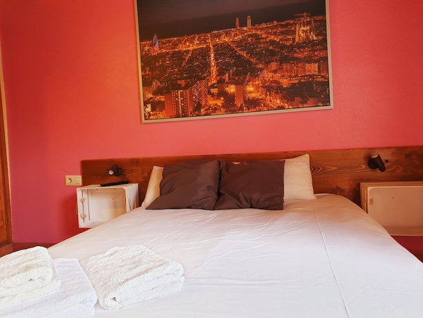 Imagen de la habitación del Pensión Hostal Ruso. Foto 4