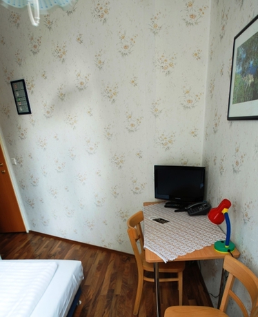 Imagen de la habitación del Pensión Hotel Arpi. Foto 9