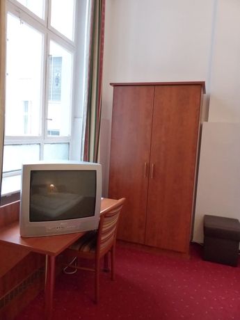 Imagen de la habitación del Pensión Hotel Kima. Foto 9