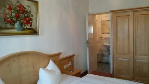 Imagen de la habitación del Pensión Hotel Lindenhof. Foto 4