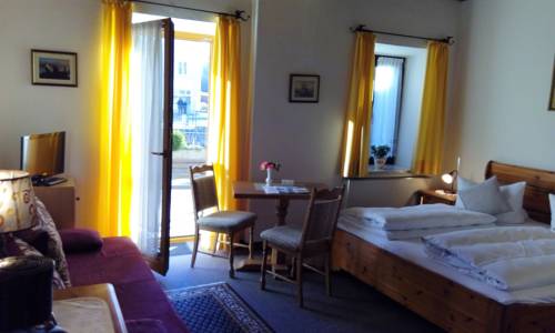 Imagen de la habitación del Pensión Hotel Lindenhof. Foto 10