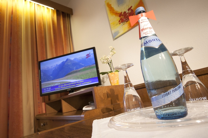 Imagen de la habitación del Pensión Hotel Margit. Foto 8