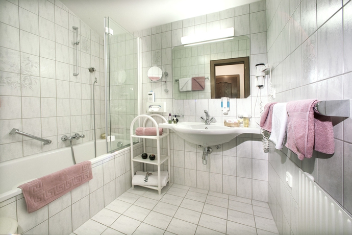 Imagen de la habitación del Pensión Hotel Margit. Foto 14