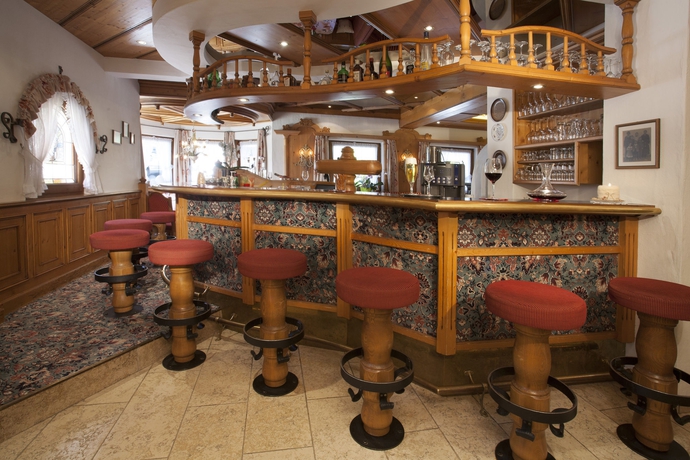 Imagen del bar/restaurante del Pensión Hotel Margit. Foto 7
