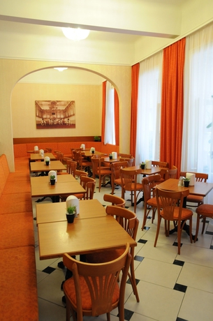 Imagen del bar/restaurante del Pensión Hotel Pension Andreas. Foto 3