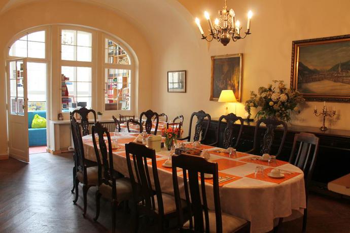 Imagen de los interiores del Pensión Hotel Waizenegger am Kurf&uuml;rstendamm. Foto 13