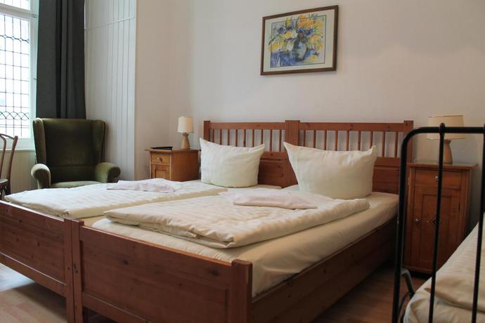 Imagen de la habitación del Pensión Hotel Waizenegger am Kurf&uuml;rstendamm. Foto 8