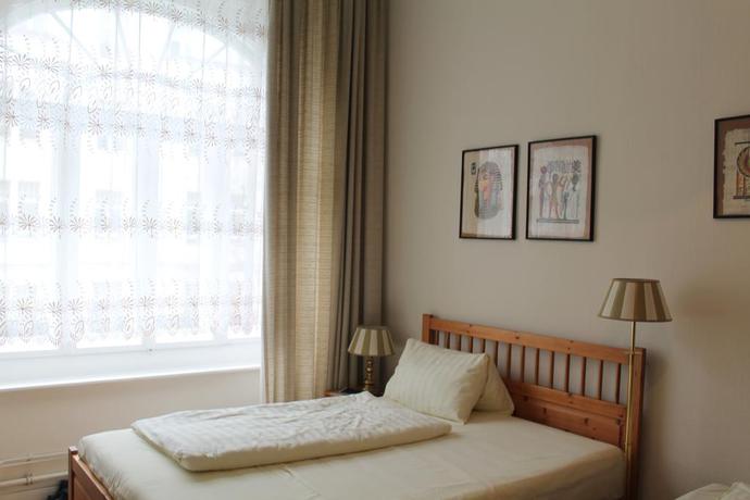 Imagen de la habitación del Pensión Hotel Waizenegger am Kurf&uuml;rstendamm. Foto 10