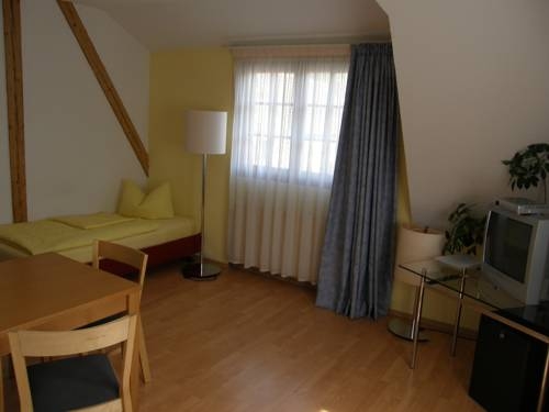 Imagen general del Pensión Hotel zu Dresden Altpieschen. Foto 1