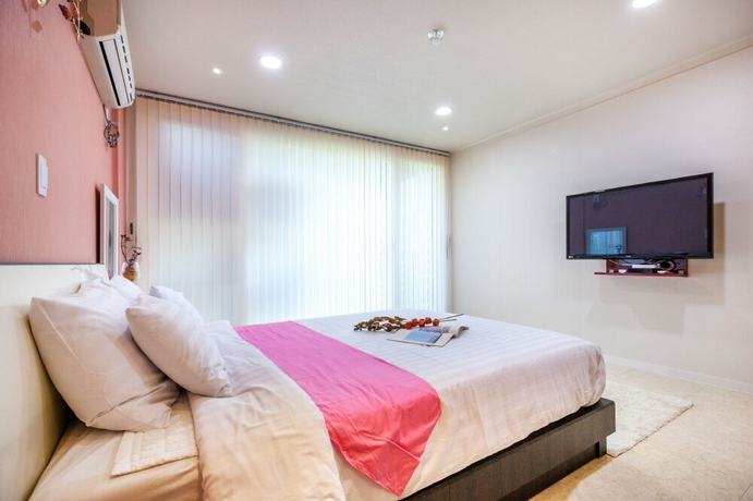 Imagen de la habitación del Pensión Huenest. Foto 14