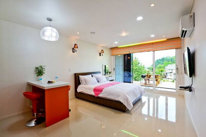 Imagen de la habitación del Pensión Huenest. Foto 20