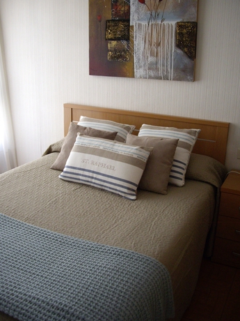 Imagen de la habitación del Pensión Iruña, Santurtzi. Foto 5