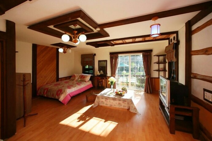 Imagen de la habitación del Pensión Jeongseon Haetbinnuri. Foto 33