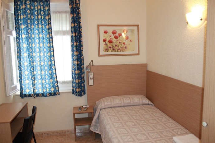 Imagen de la habitación del Pensión Juanita, Málaga. Foto 3