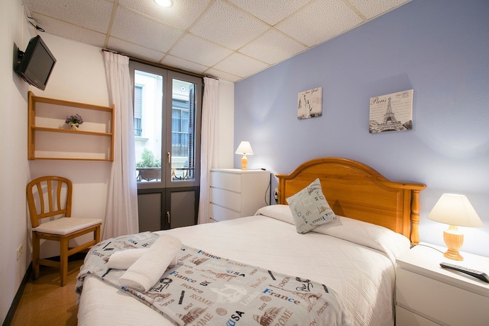 Imagen de la habitación del Pensión Kaia, San Sebasti&aacute;n. Foto 6