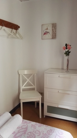 Imagen de la habitación del Pensión Kaia, San Sebasti&aacute;n. Foto 9