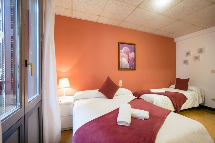 Imagen de la habitación del Pensión Kaia, San Sebasti&aacute;n. Foto 13