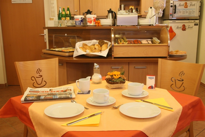 Imagen del bar/restaurante del Pensión Kasper. Foto 4