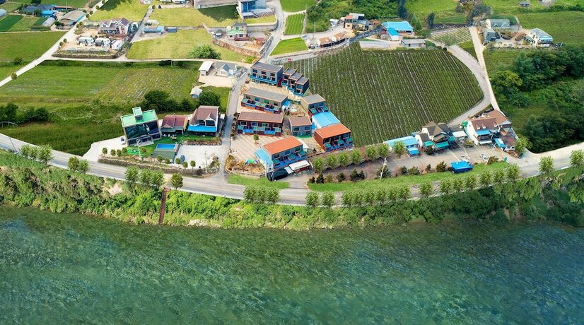 Imagen general del Pensión Kkoristar Pool and Spa Pension. Foto 7