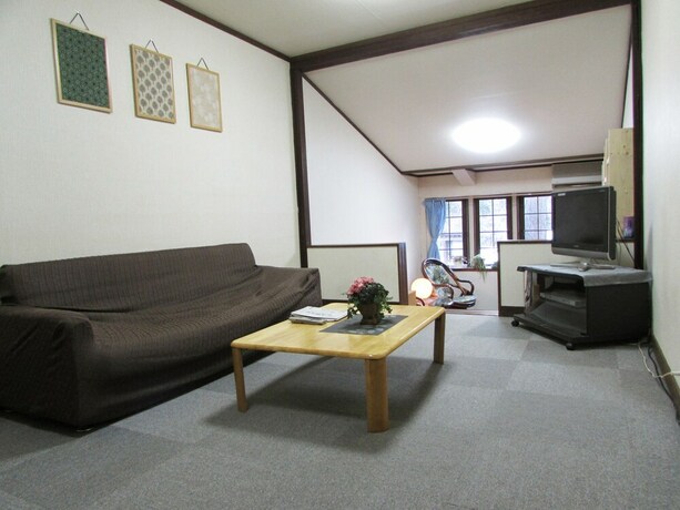 Imagen de los interiores del Pensión Kobekko. Foto 35