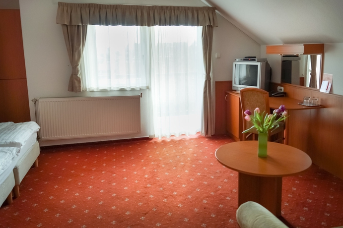 Imagen de la habitación del Pensión Korona Hotel Panzio. Foto 10