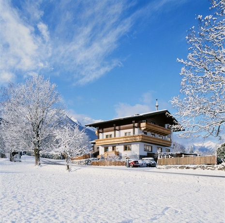 Imagen de los exteriores del Pensión Kristall, BRAMBERG AM WILDKOGEL. Foto 6