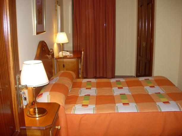 Imagen de la habitación del Pensión La Creu by RdA Hotels. Foto 9