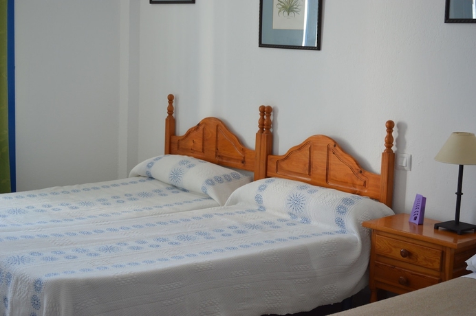 Imagen de la habitación del Pensión La Esperanza, Moj&aacute;car. Foto 2