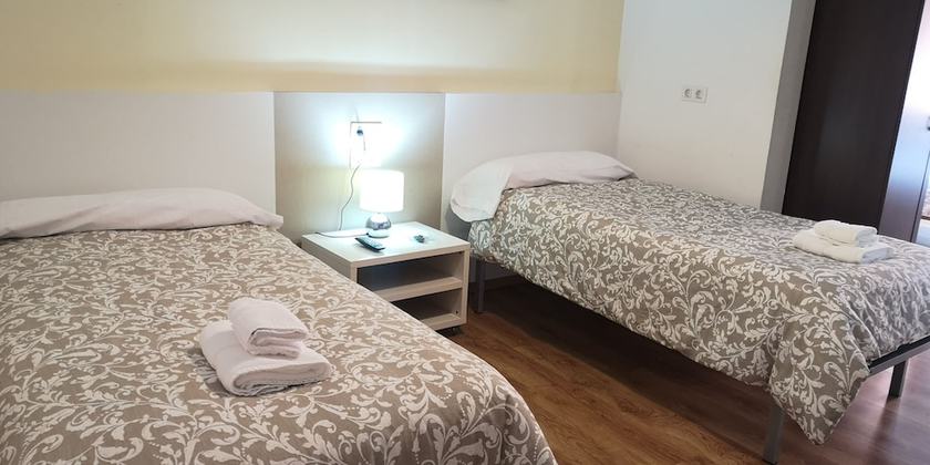 Imagen de la habitación del Pensión La Estación, Sarria. Foto 5