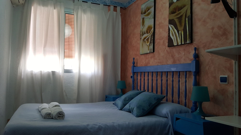 Imagen de la habitación del Pensión La Giraldilla. Foto 6