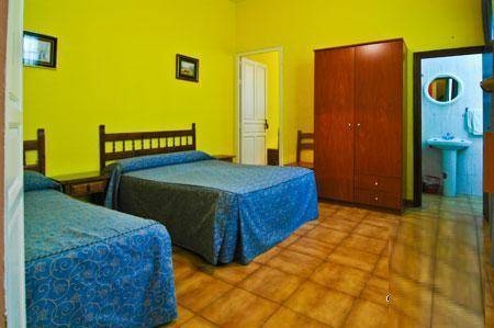 Imagen de la habitación del Pensión La Gloria, Sevilla. Foto 9