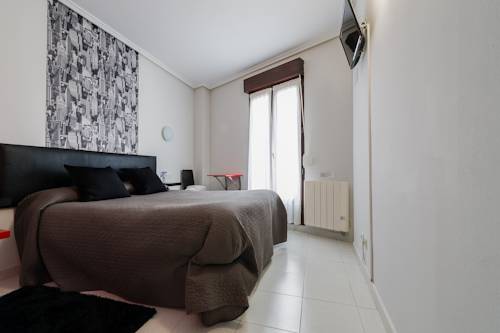 Imagen de la habitación del Pensión La Mar, Castro Urdiales. Foto 8