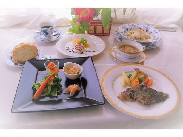 Imagen del bar/restaurante del Pensión La Mer, AWAJI ISLA. Foto 5