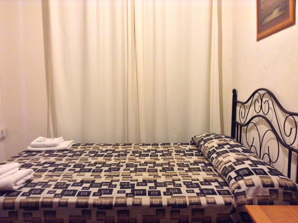 Imagen de la habitación del Pensión La Milagrosa. Foto 8