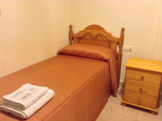 Imagen de la habitación del Pensión La Milagrosa, Granada. Foto 10
