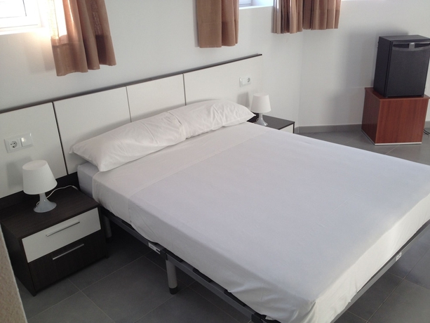 Imagen de la habitación del Pensión La Puntica. Foto 8