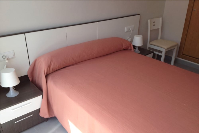 Imagen de la habitación del Pensión La Puntica. Foto 13