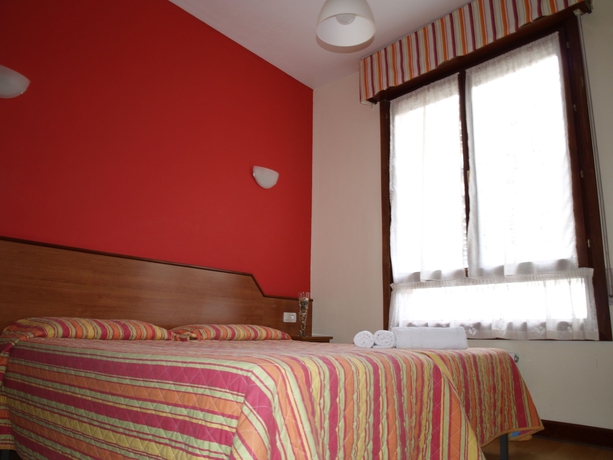 Imagen de la habitación del Pensión La Salve. Foto 4