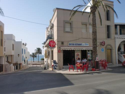 Imagen general del Pensión Las Palmas, Carboneras. Foto 4