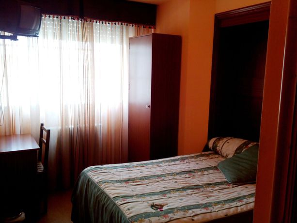 Imagen de los interiores del Pensión Las Palmeras, Comarca del Deza - Lalín. Foto 16