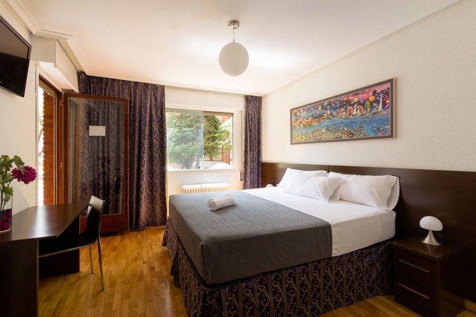 Imagen de la habitación del Pensión Laurel. Foto 11