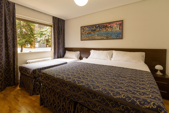 Imagen de la habitación del Pensión Laurel. Foto 13