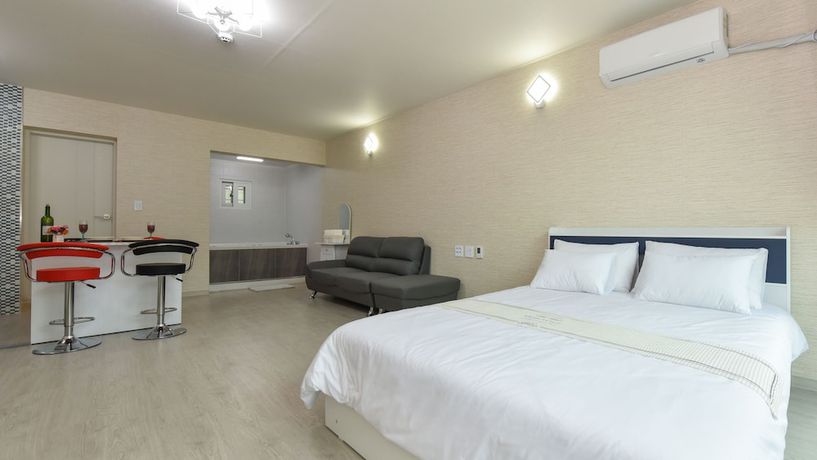 Imagen de la habitación del Pensión Le Ciel. Foto 7