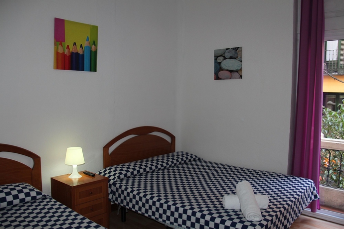 Imagen de la habitación del Pensión Lemus. Foto 15