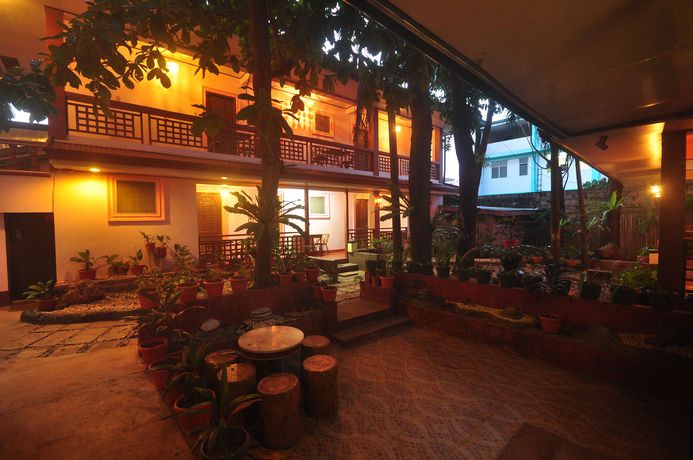 Imagen del bar/restaurante del Pensión Lola Itang. Foto 3